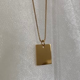 Collier carré personnalisé