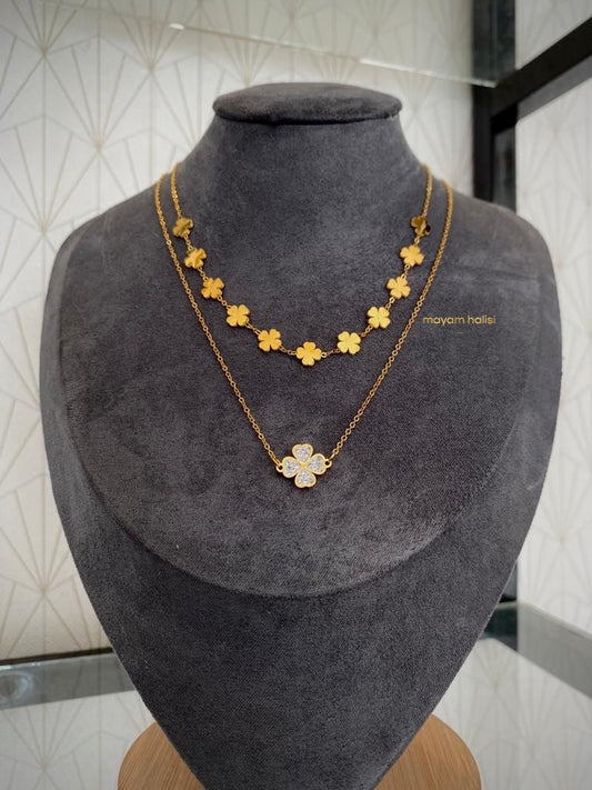 Collier trèfles superposés